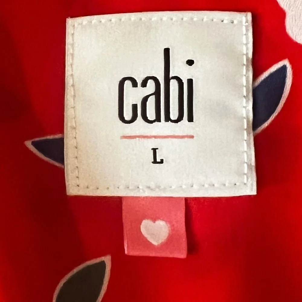 Like new CABI Tied Up Red Floral Sleeveless Blouse Size Large